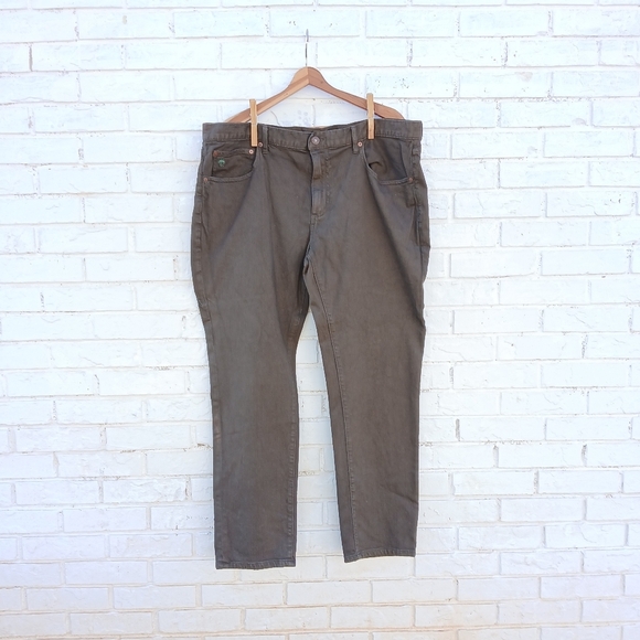 Brooks Brothers Red Fleece Jeans Olive Green - Picture 1 of 6